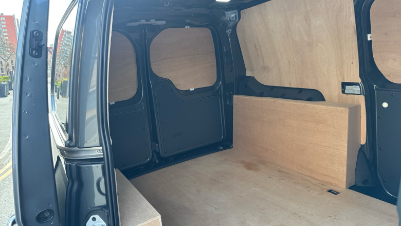 Ford Transit Connect 250 L2 Petrol 1.5 EcoBoost PHEV 150 Limited Van Auto